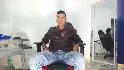 Favel Gomez online show from December 26, 12:38 pm