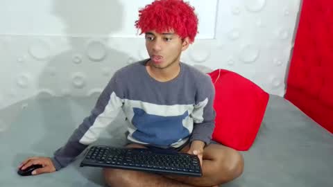 andres felipe benitez online show from November 23, 3:39 am