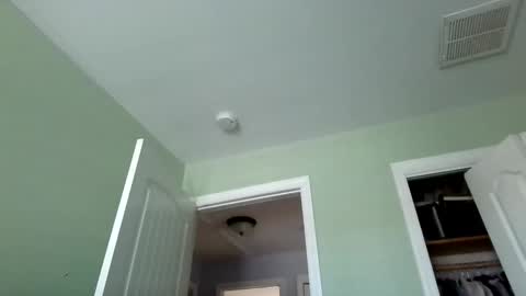 fishyfishy6460 online show from December 19, 6:38 pm