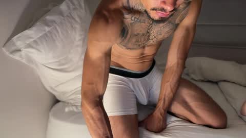 fitjacques online show from May 18, 4:07 am