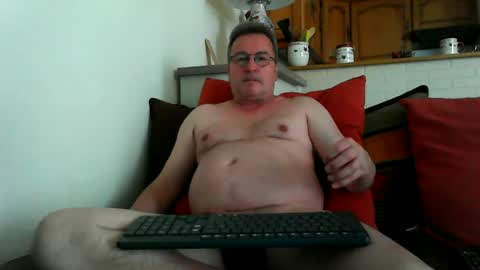 freddy9509 online show from June 12, 4:38 pm