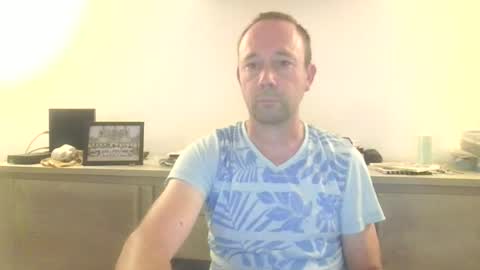 fredodu41 online show from June 23, 3:22 am