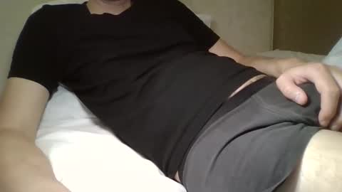 friendly_frank_18 online show from November 1, 11:31 pm