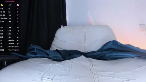 Gadiel online show from April 17, 1:03 pm