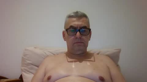 gigi1970 online show from December 22, 5:32 pm