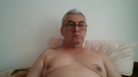 gigi1970 online show from May 24, 10:43 am