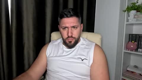 gold_alpha_boy online show from March 22, 3:28 pm