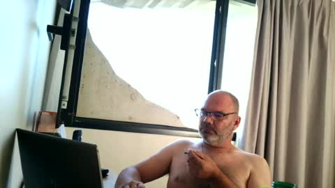 goldaze online show from June 18, 6:35 pm