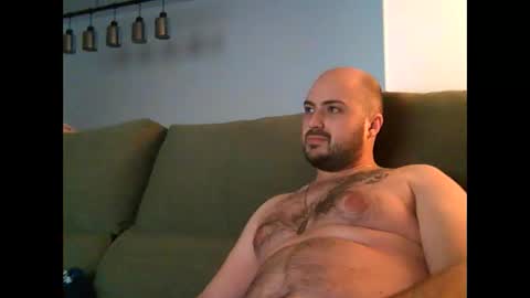 goldenspainboy online show from December 19, 11:34 pm