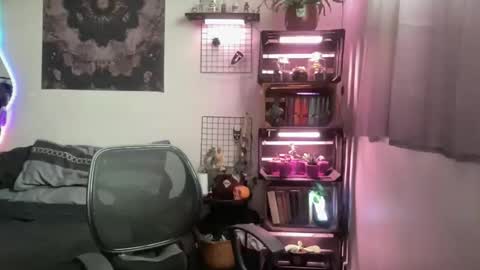 goodbatorboy online show from June 6, 10:49 pm