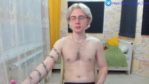 Pavel Grant online show from February 1, 10:02 pm