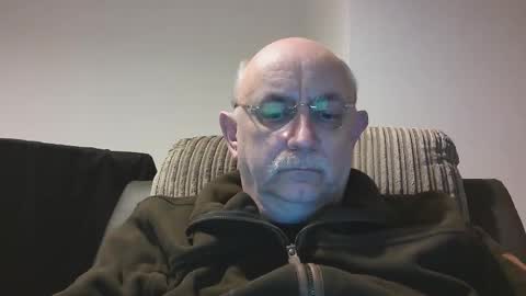 Master  Sir online show from February 7, 9:42 pm