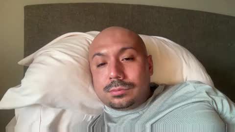 hairyman30000 online show from January 19, 12:02 am