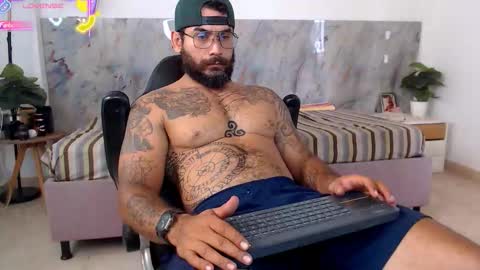 hanz_col online show from March 18, 1:58 pm