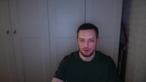 happyvelvetpaw online show from April 18, 10:20 pm