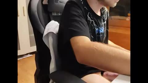 hardtechno_xxx online show from September 14, 3:08 am