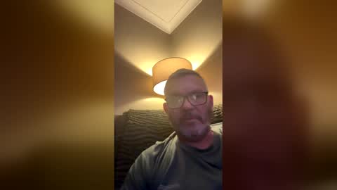 hawks2113 online show from April 4, 11:24 pm