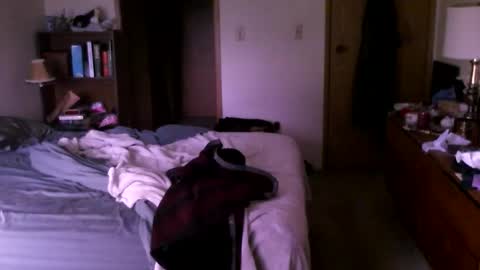 hg99too online show from March 25, 4:00 pm