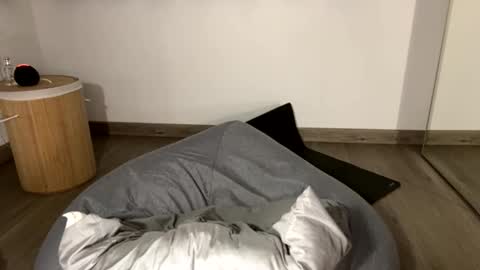 highnightz online show from May 31, 2:56 am