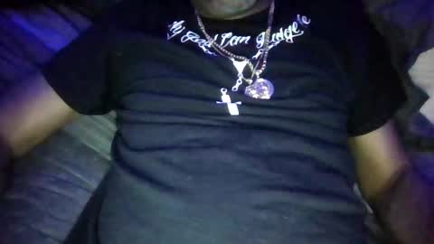 hollywoodbobby online show from April 15, 6:02 am