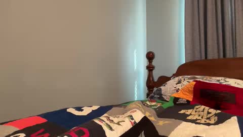 honey_man14 online show from May 2, 12:41 pm