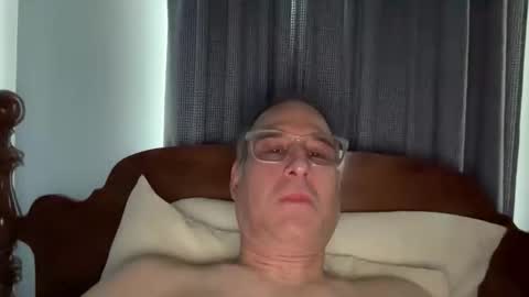 honey_man14 online show from May 31, 6:09 pm