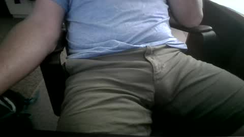 hornyhubby1001 online show from July 8, 6:34 pm