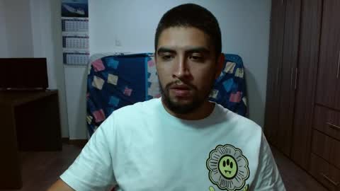 hot__husbands online show from May 15, 3:59 am