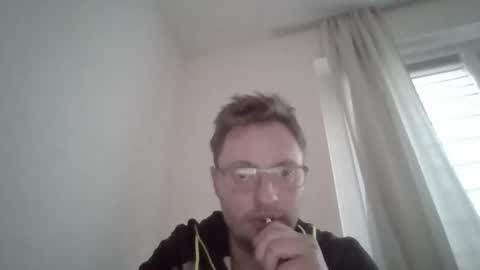 hot_chris1989 online show from February 8, 4:44 pm