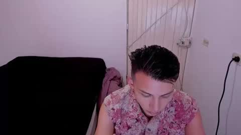 Alejandro online show from March 29, 10:10 pm