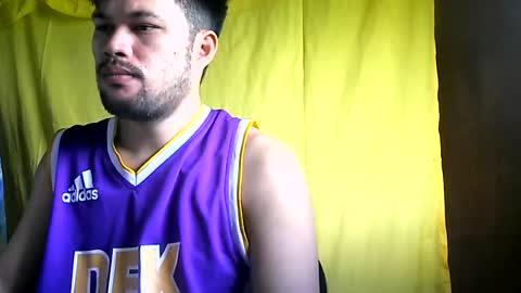 HottestPinoy32 online show from June 18, 4:47 am