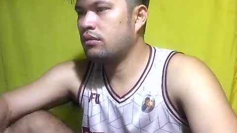 HottestPinoy32 online show from July 28, 12:01 pm