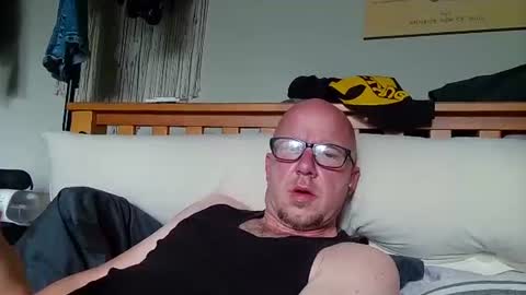 HuingsingleDad79 online show from June 26, 3:36 pm