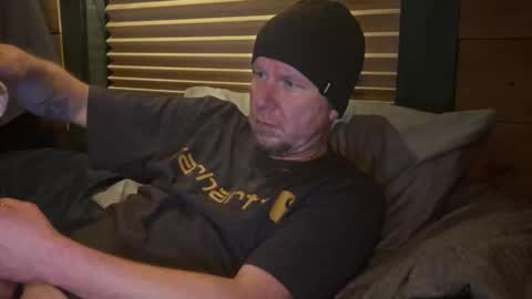 HuingsingleDad79 online show from January 3, 9:36 am