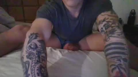 hungttt online show from February 3, 1:36 am