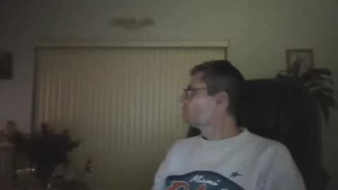 hunkmasclefad458 online show from April 2, 5:16 am