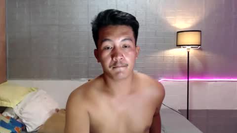 hunkylloyd online show from April 30, 5:58 am