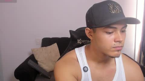 Dylan  independent model  online show from April 6, 5:14 pm