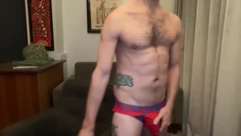 icculus423 online show from April 2, 4:21 am