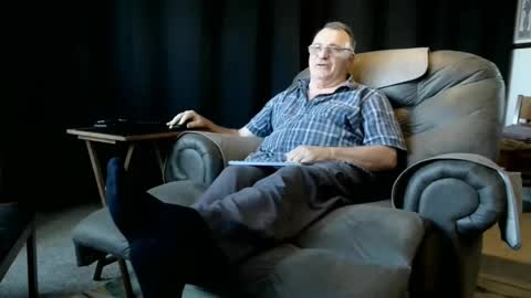 Christopher online show from September 25, 1:15 am