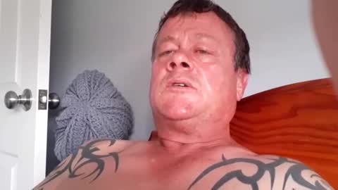 ilovewanking222 online show from December 14, 3:40 am