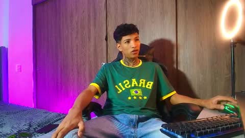 im_usuga online show from March 26, 5:55 am