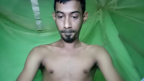 interne8famous online show from February 25, 1:45 pm