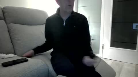 inthemood63 online show from January 31, 7:11 pm