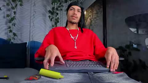 itszairen online show from July 11, 5:42 am