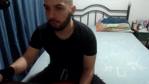 iwanturarse online show from May 25, 8:37 pm