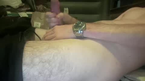 J32821 online show from March 8, 5:50 pm