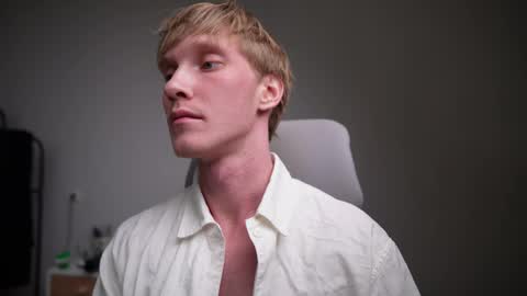 Danny online show from April 9, 5:38 am