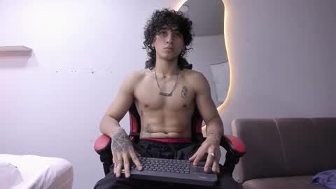 Jackes Taylor online show from February 5, 6:42 am