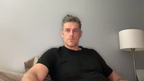 jacobmac26 online show from December 14, 3:40 am